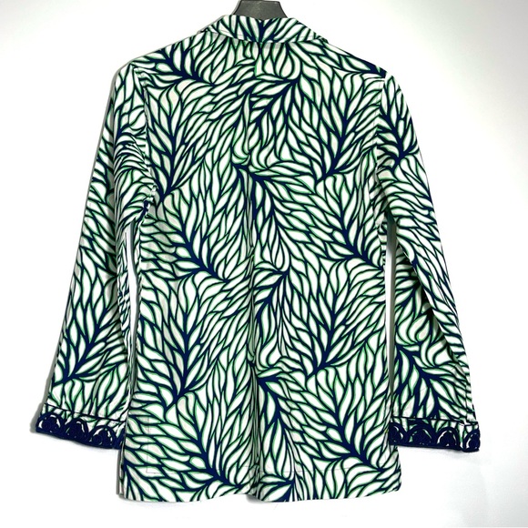 C. WONDER Womens Green Leaf Print Tunic Top Navy Blue Rope Scroll Detail Size Sm - Picture 2 of 9